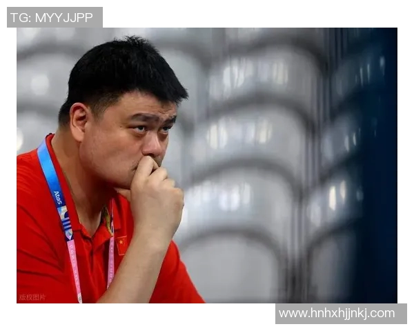 姚明的艺术魅力：人物绘画中的篮球巨星风采与情感表达