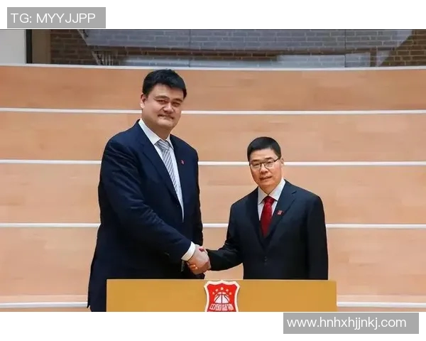 姚亮姚明兄弟情深共筑篮球梦想展现中国力量与团结精神