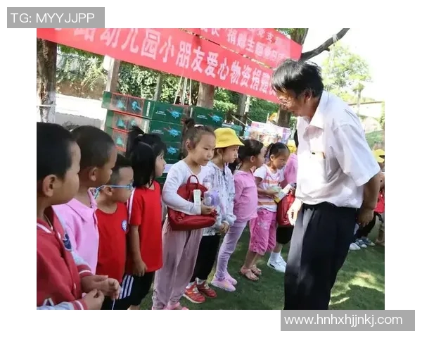 姚明亲临儿童医院关爱小朋友传递温暖与希望