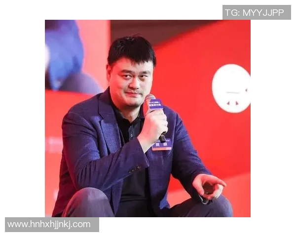 姚明为何选择放弃中国国籍成为美国公民的深层原因解析