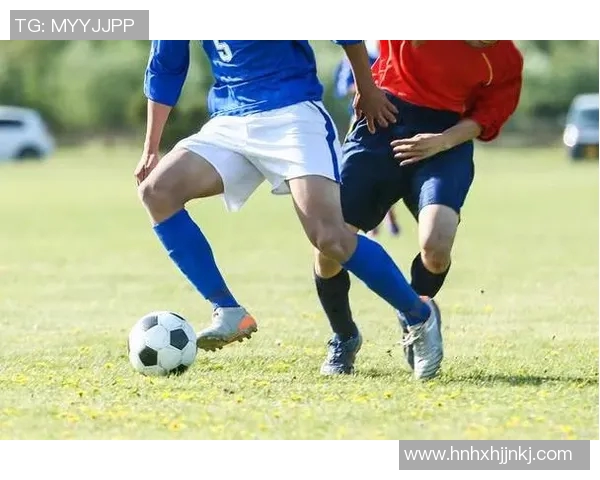 不缺人的足球明星们如何在赛场上展现个人魅力与团队精神 不缺人的足球明星们如何在赛场上展现个人魅力与团队精神