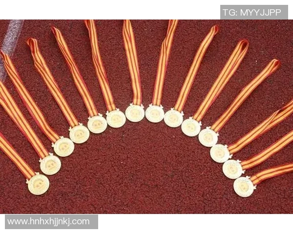 余姓足球明星的辉煌历程与成就解析 余姓足球明星的辉煌历程与成就解析